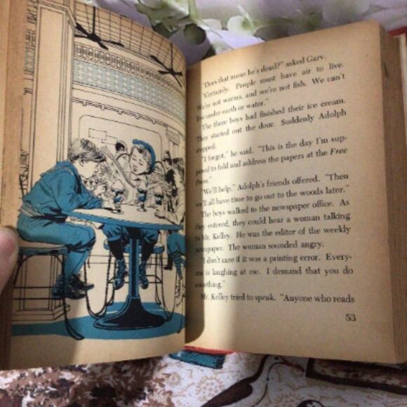 1960 Hardback Book Carl Ben Eielson Former Library Young Alaskan Pilot - Picture 9 of 10